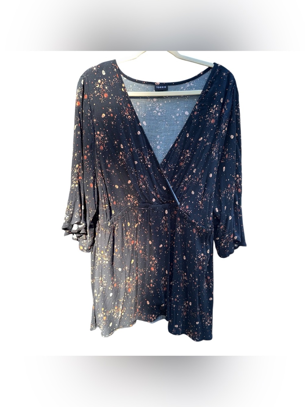 TORRID Halloween Skulls Celestial Black Faux Wrap Top Shirt Blouse Size 3X